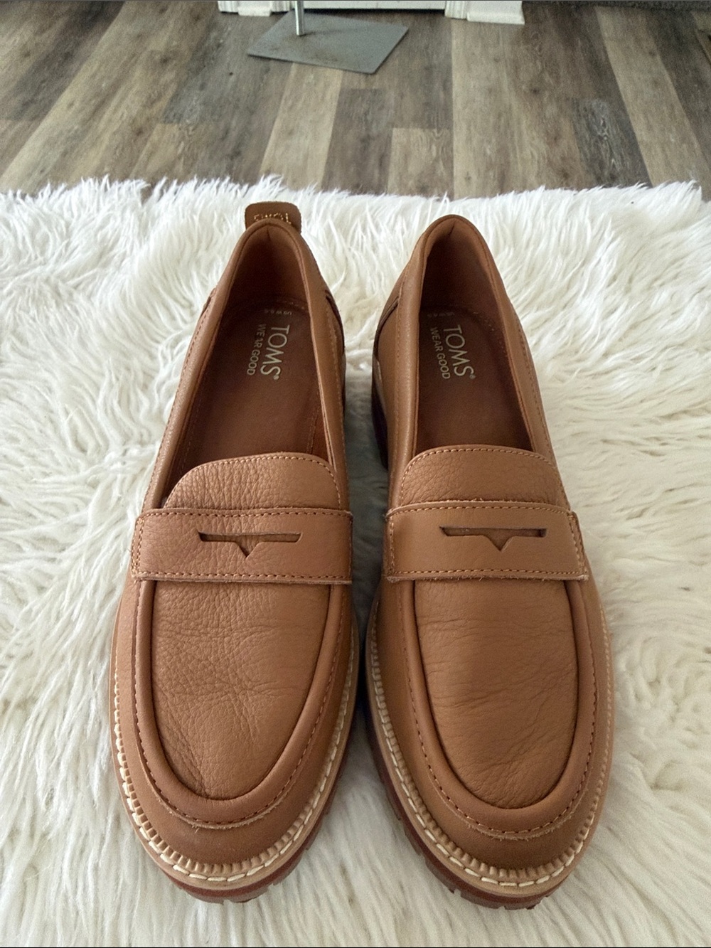 TOMS Cognac Leather Penny Loafers Size 8.5W